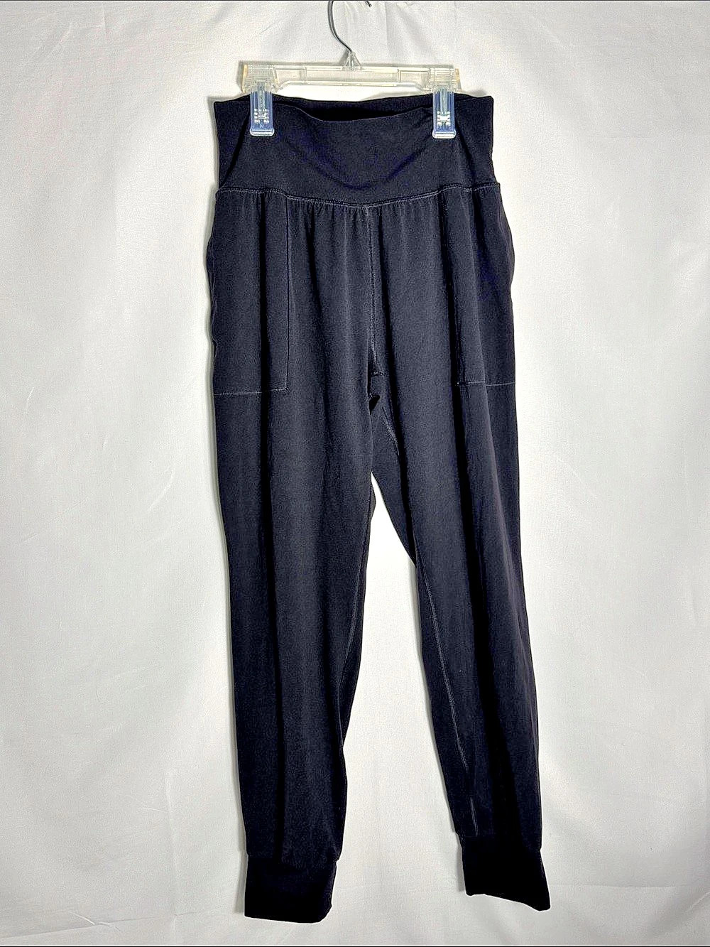 Athleta Salutation High Rise Jogger Black Powervita Pants Size Medium
